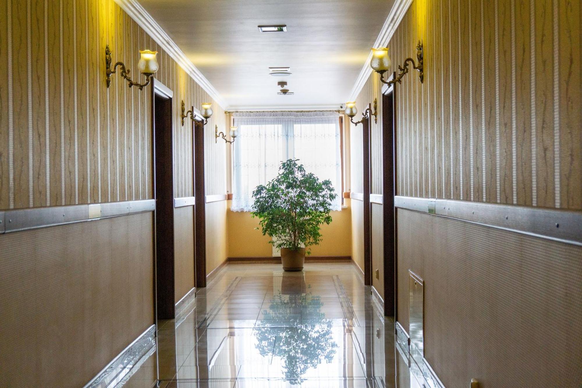Hotel Hesperus เมียดซิเจส พอดลาสกี ภายนอก รูปภาพ